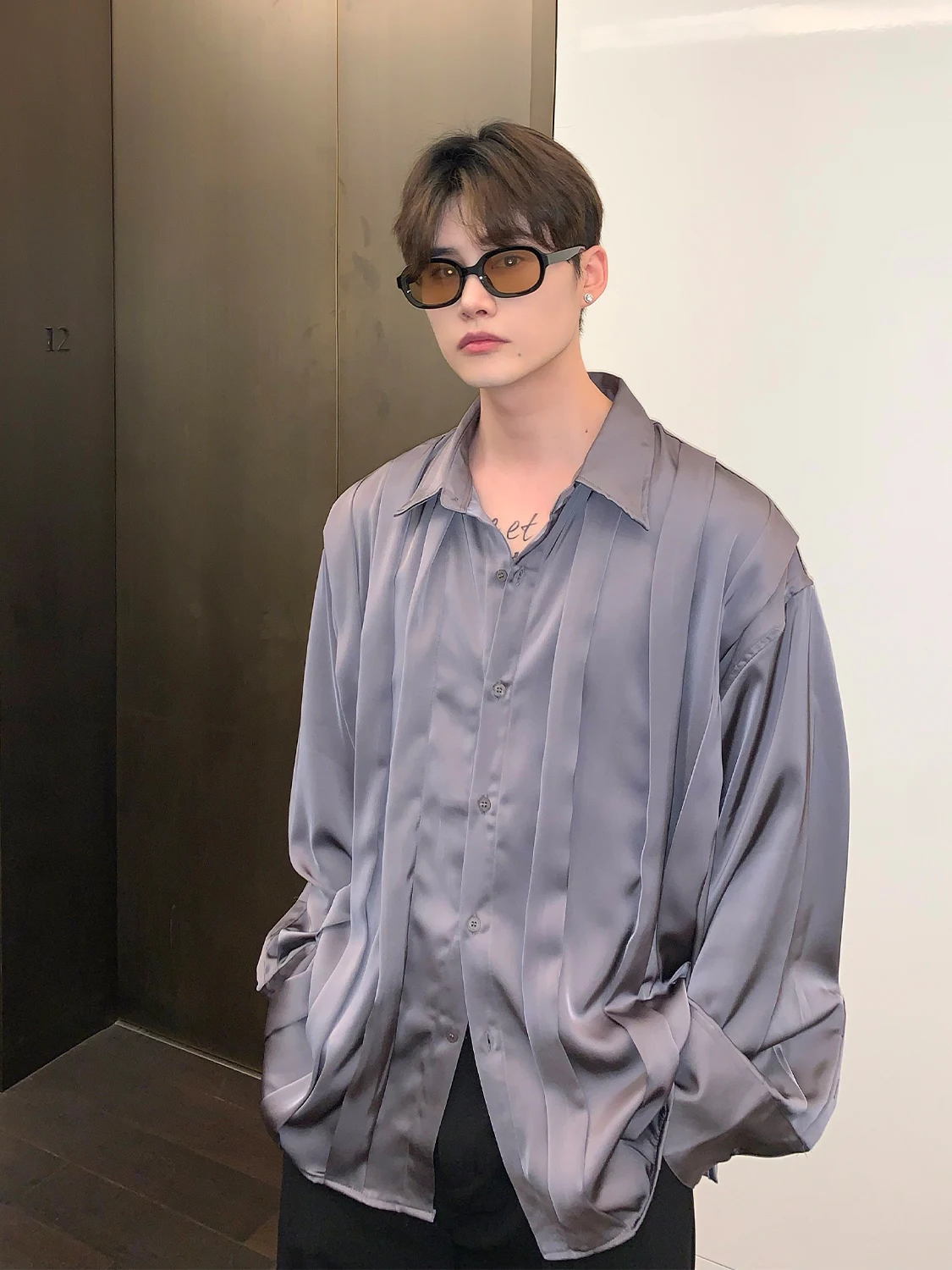 Title 6, Camicia con risvolto dal design a trama piccola...