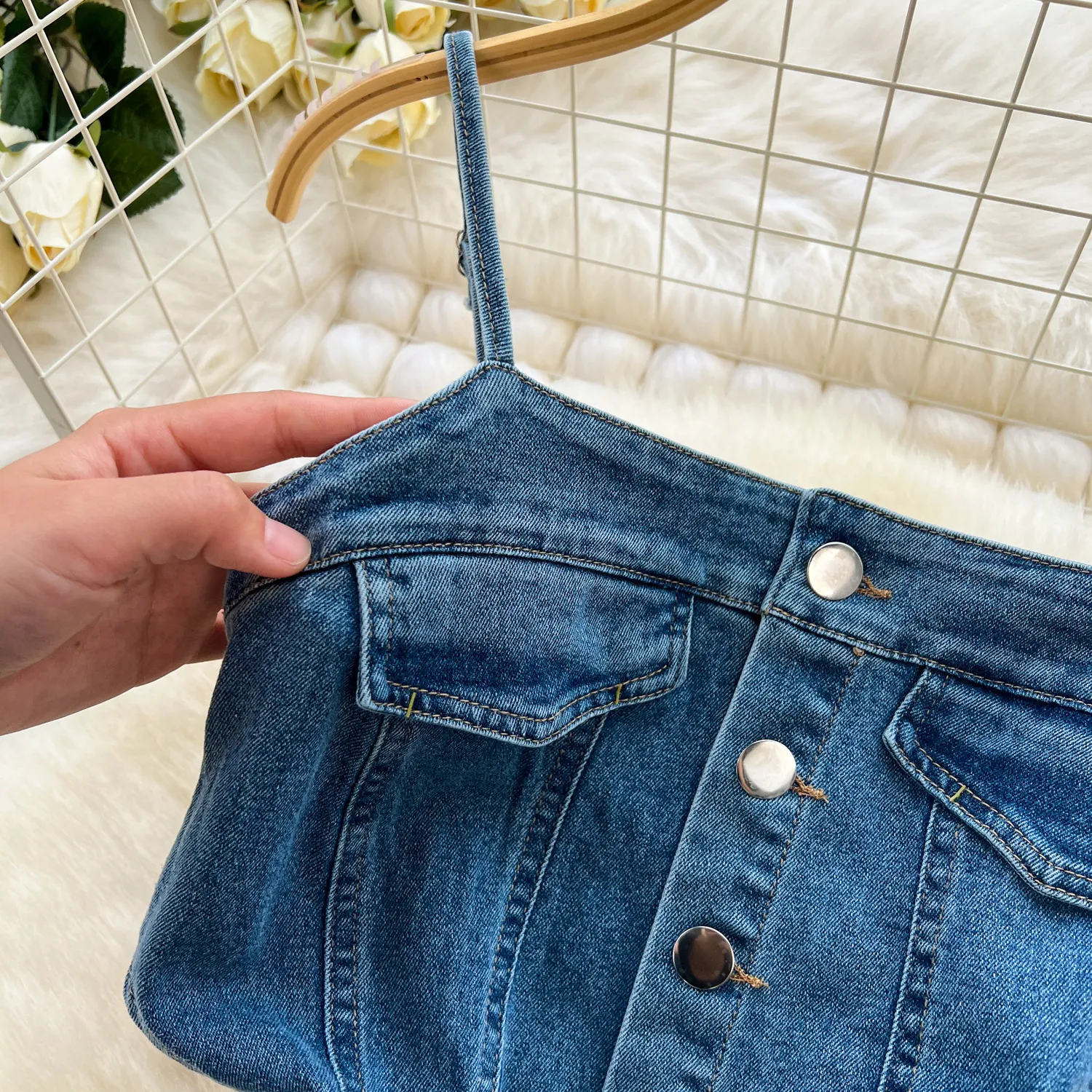 Title 5, Hong Kong Style Retro Denim Skirt Design Sense ...