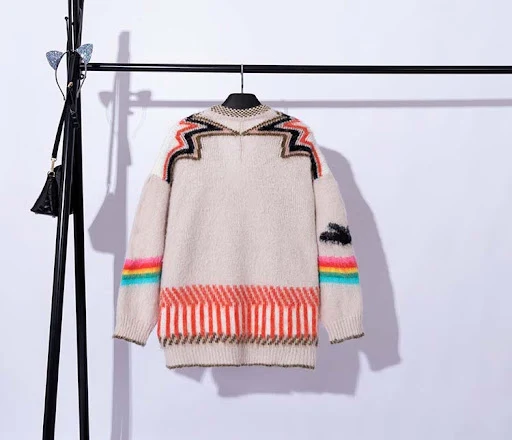 Title 7, Contrast Color Lazy Style Long Sleeve Knitted C...