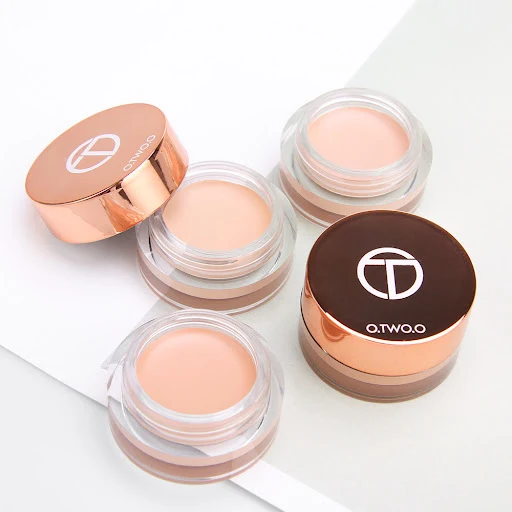 Title 8, Brightening, Waterproof, Anti-Blur Concealer. A...