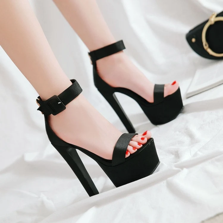 16CM SUPER HAK PLATFORM SATIJN ROMA SANDALEN. Maak een statement met deze elegante en opvallende sandalen. Perfect voor elke outfit. — foto 1