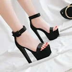 16CM SUPER HAK PLATFORM SATIJN ROMA SANDALEN. Maak een statement met deze elegante en opvallende sandalen. Perfect voor elke outfit. — foto 1