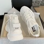 Damen Atmungsaktive Schnür-Sneakers, dünn und leicht für den Alltag. Bequeme Casual-Schuhe für Damen, ideal für warme Tage. — foto 2