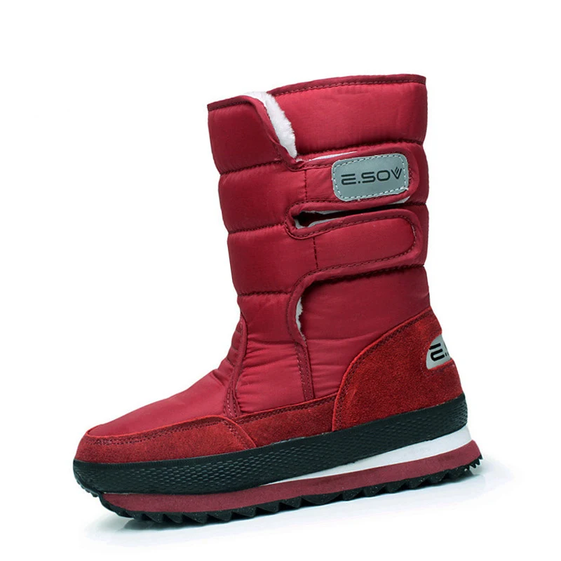 Warm and waterproof snow boots for men and women. Perfect for hiking, outdoor activities, and keeping your feet cozy in — photo 4