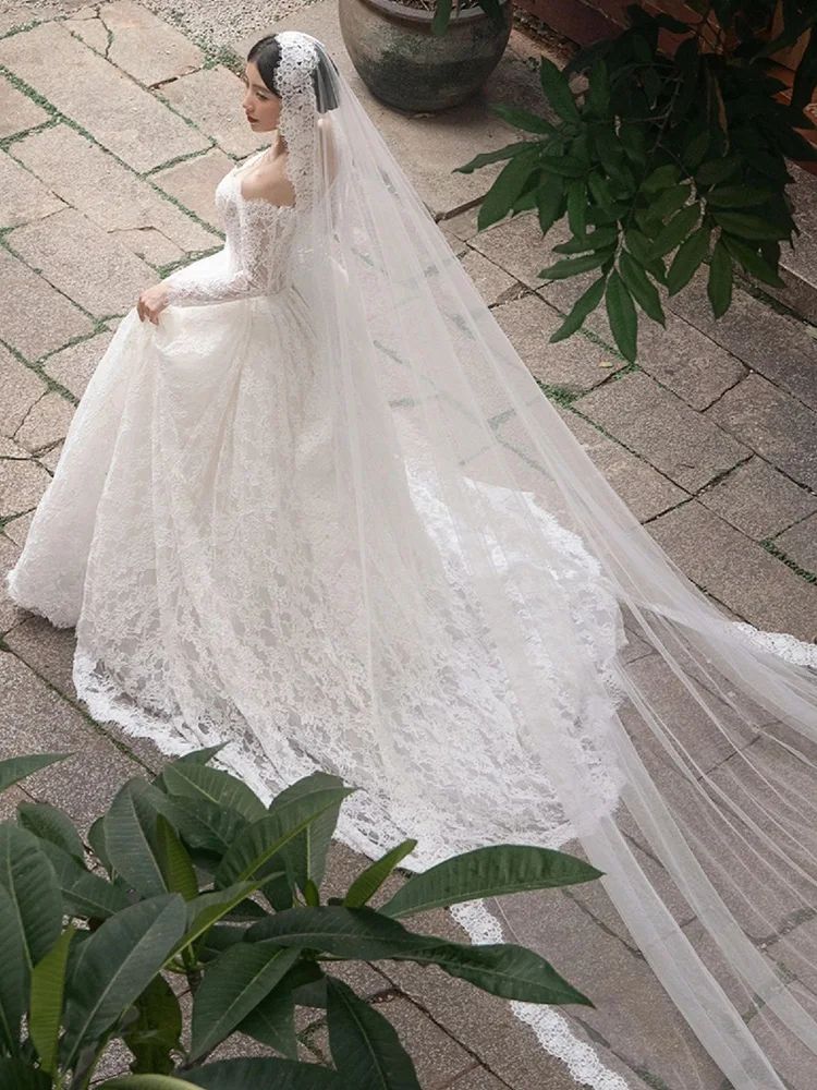 Title 4, Off-shoulder Main Yarn Long Sleeve Trailing Lac...