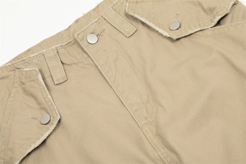 Worn-out Tooling Men Trousers High Street Design. Durable and stylish trousers for men, perfect for everyday wear and a — photo 20