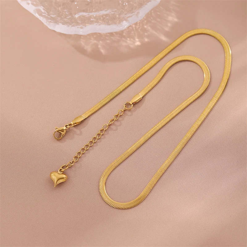 Colar feminino de moda com lâmina de titânio hip hop simples, acessório estiloso e moderno, perfeito para um visual urbano e autêntico. — foto 5