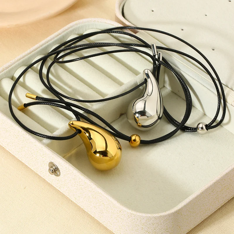 Colar Pingente Gota Aço Titânio 16k Dourado Corrente de Suéter Versátil Joia Elegante e Moderna para Looks Sofisticados — foto 7