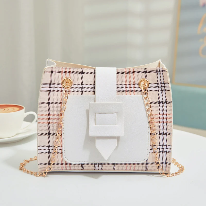 Title 6, Bolsa mensageiro coreana xadrez estilo ocidenta...