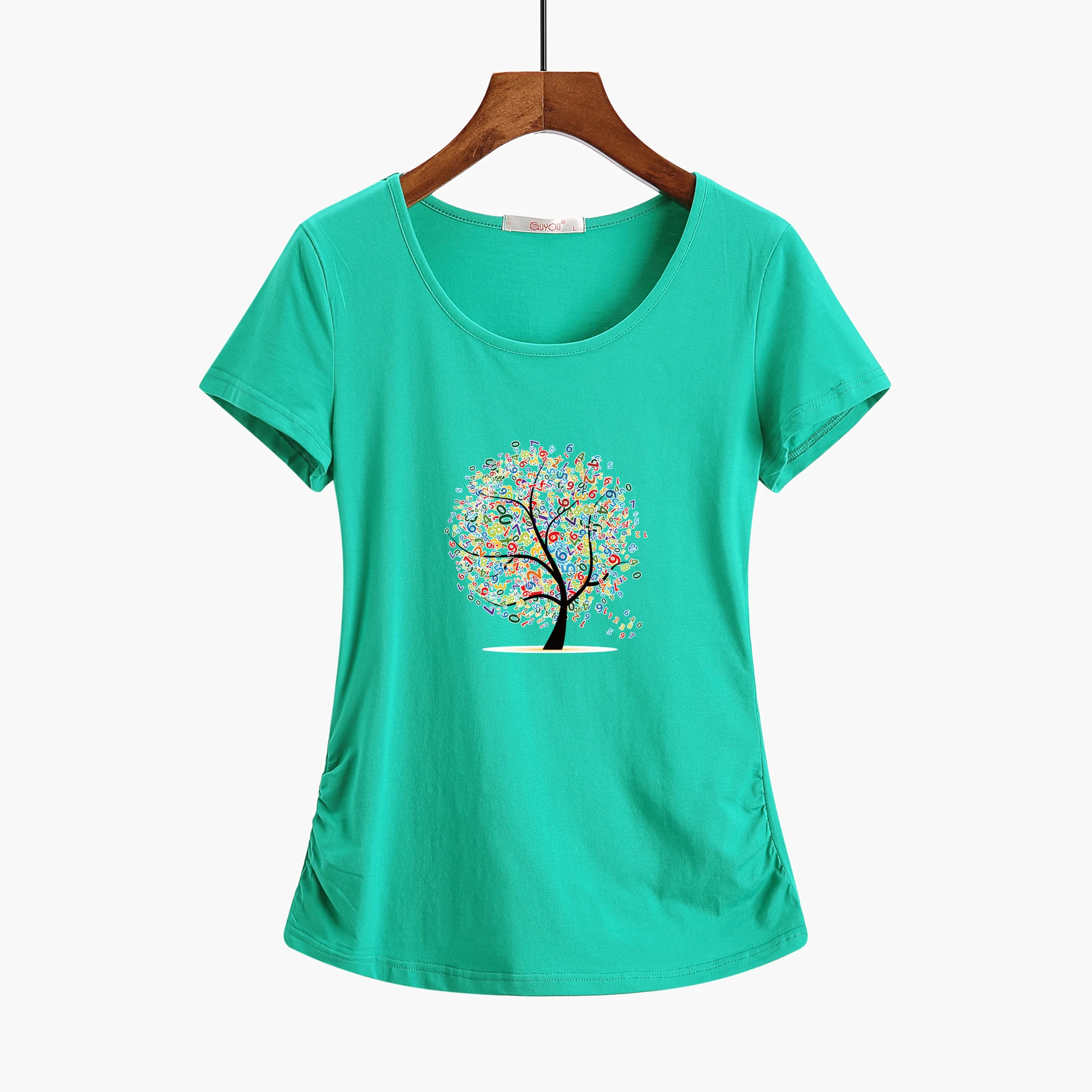 Camiseta feminina de manga curta, tamanho grande, soltinha e versátil, perfeita para qualquer look. Conforto e estilo em uma só peça. — foto 4