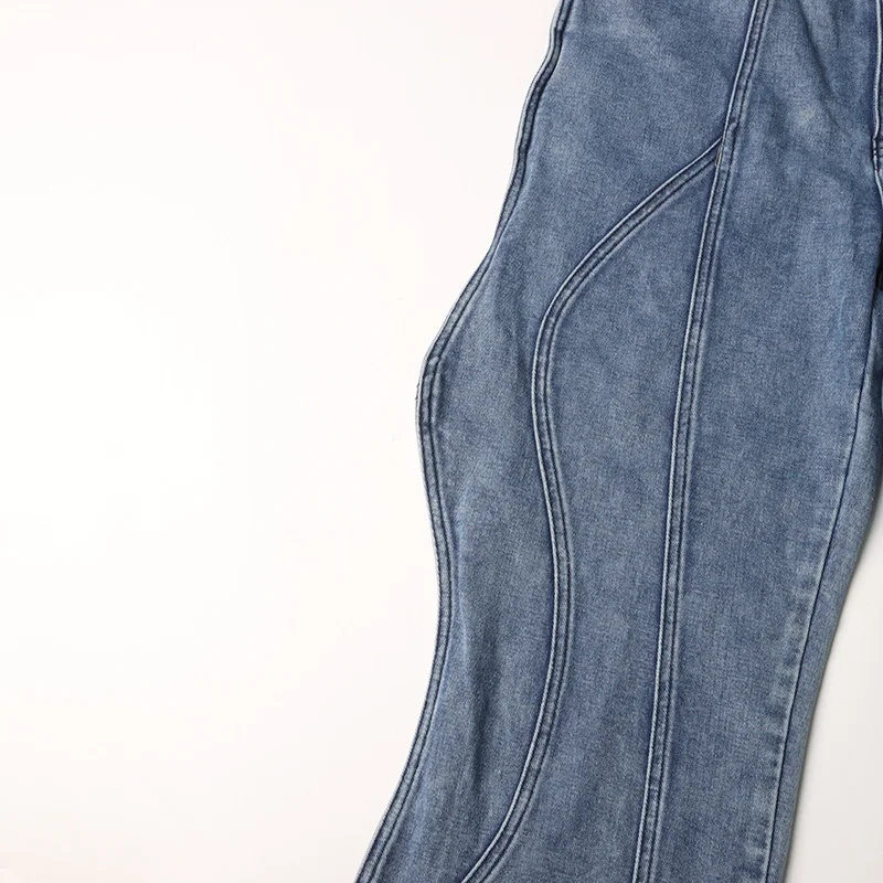 Title 17, High Waist Asymmetric Wide Leg Jeans voor een s...