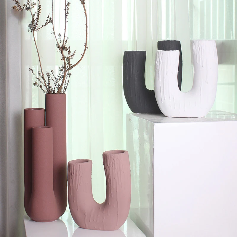 Title 3, Simple and modern style ceramic U-shaped candle...