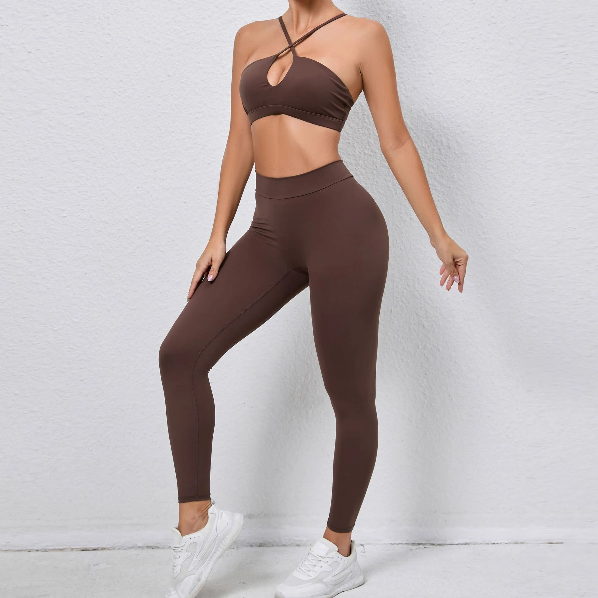 Title 4, Dames Fashion Cross Sport Body-hugging pak. Sti...