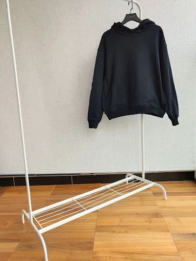 Title 3, Set head fleece