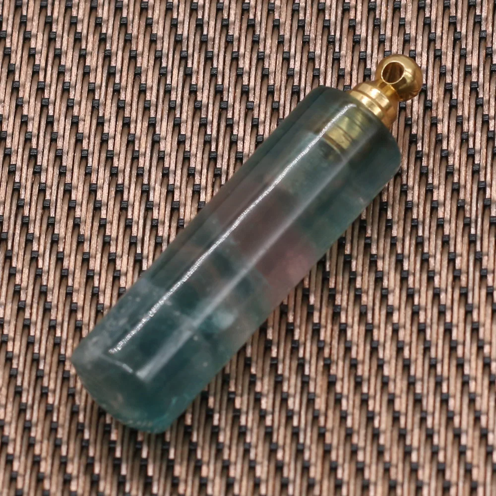 Title 6, Collar de piedra natural con colgante de botell...