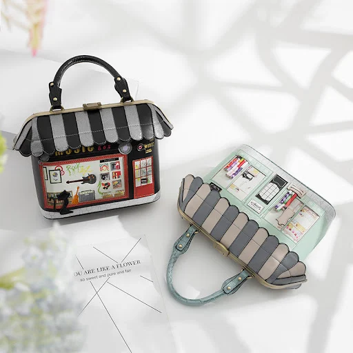 Title 5, Bolsa de mão pequena com estampa de casa, charm...