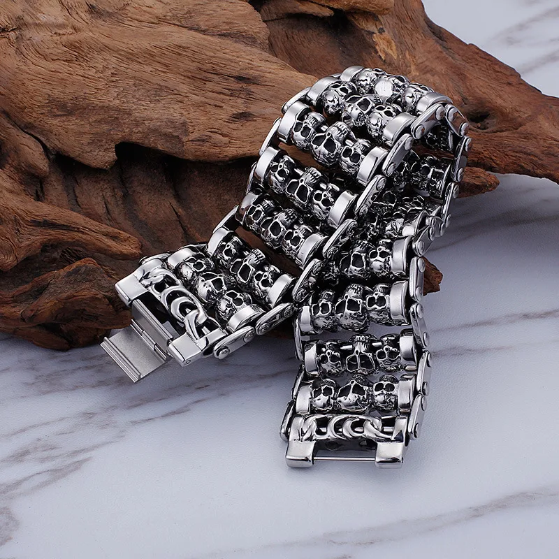 Gepersonaliseerde Punk Trendy Herenmode Titanium Stalen Skull Armband. Een uniek accessoire voor een stoere en trendy uitstraling. — foto 11