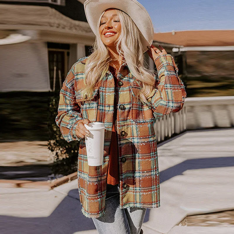 Casaco camisa xadrez solto feminino Roupa de moda manga longa Blusa para uso casual e elegante Conforto e estilo — foto 1
