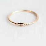 Anel de diamante pequeno de casamento para mulheres europeias e americanas, ideal para noivados e celebrações. — foto 2