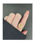 Anel de Girassol Fashion Combinável Abertura Ajustável Joia Feminina Estilosa e Versátil Design Floral Moderno Perfeito Presente — foto 5