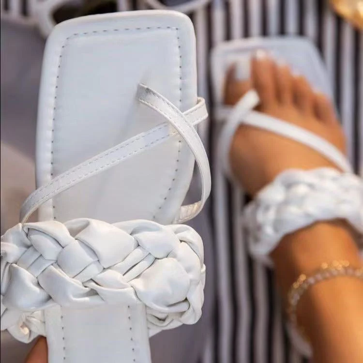 New Summer Women's Slippers European and American Woven Flat Bottom Square Head One Word Big Women's Shoes — photo 3