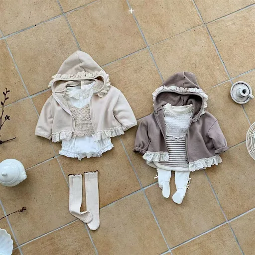 Title 4, Lente en herfst nieuwe sweatshirth met kanten c...