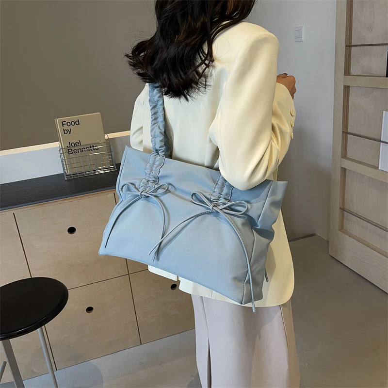 Pleated Large Capacity Bag Korean Style Simple Casual Tote Shoulder Bag Perfect for Commuting and Everyday Use for Women — photo 2