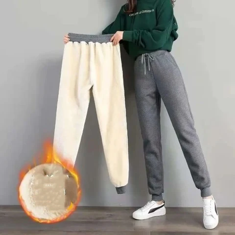 Title 4, Pantaloni Morbidi in Peluche Larghi Casual Spes...