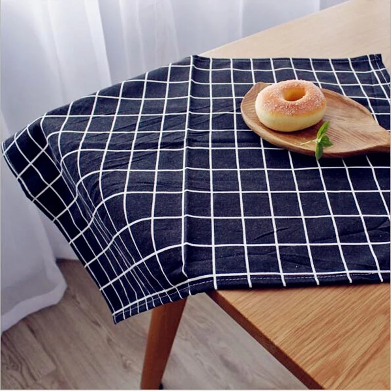 Pastoral plaid imitation cotton and linen placemat. Protects your table and adds a touch of rustic charm. Easy to clean — photo 4