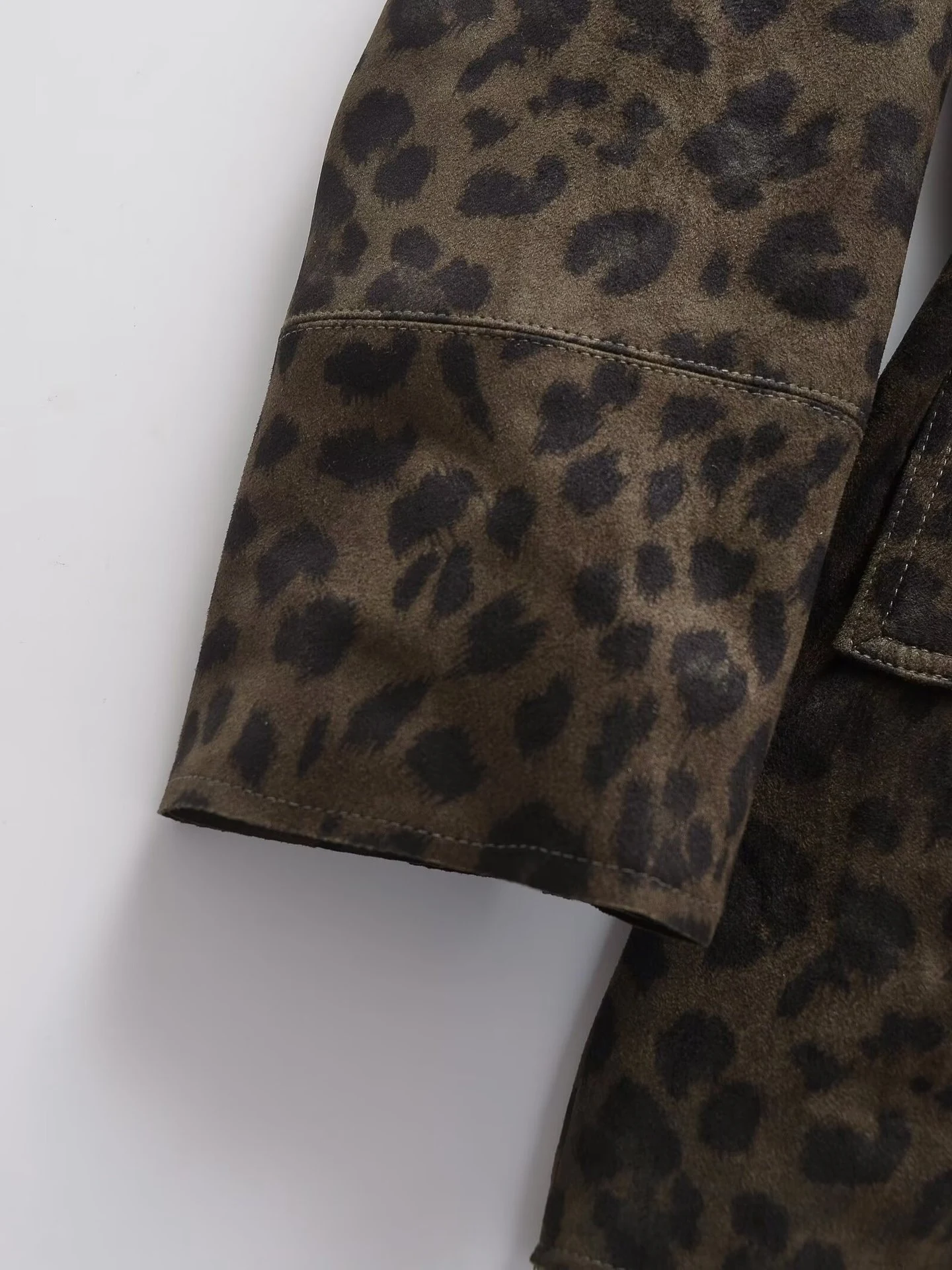 Title 2, Cappotto lungo da donna con stampa leopardata, ...