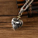 S925 Plata Cruz Vintage Oxidada Colgante Amor — Regalo Perfecto para Ella. Expresa Amor con Estilo Atemporal y Elegancia. — foto 9