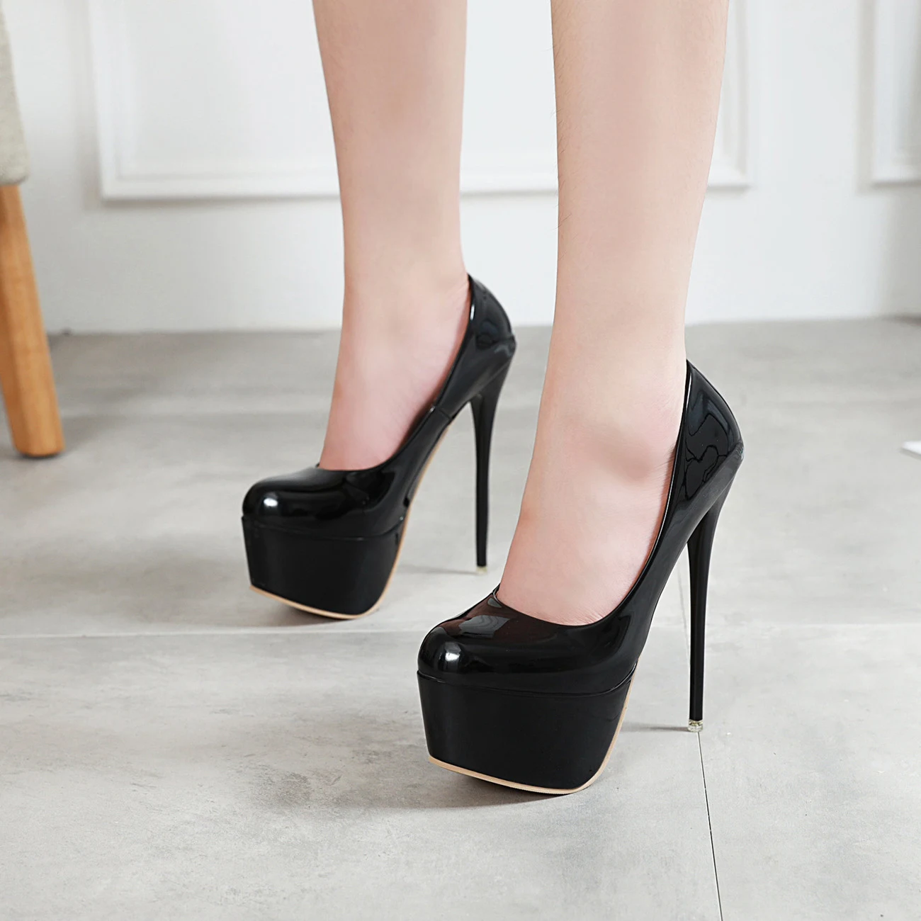 Title 7, Zapatos de tacón alto Nuevos Estilos Día de Odi...