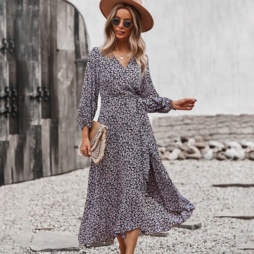 Floral dress with a wrapped chest and strappy skirt, perfect for a stylish and breezy summer look. Embrace the warmth an — photo 3