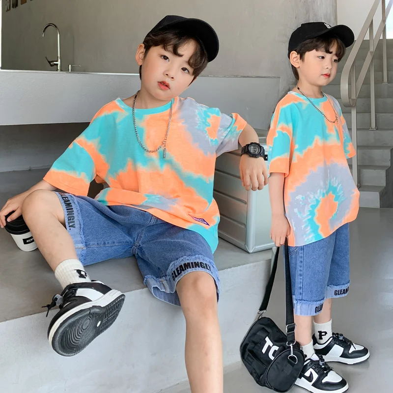 Conjunto de camiseta e shorts casuais de verão para meninos, leve e confortável, perfeito para atividades ao ar livre e dias ensolarados. — foto 5