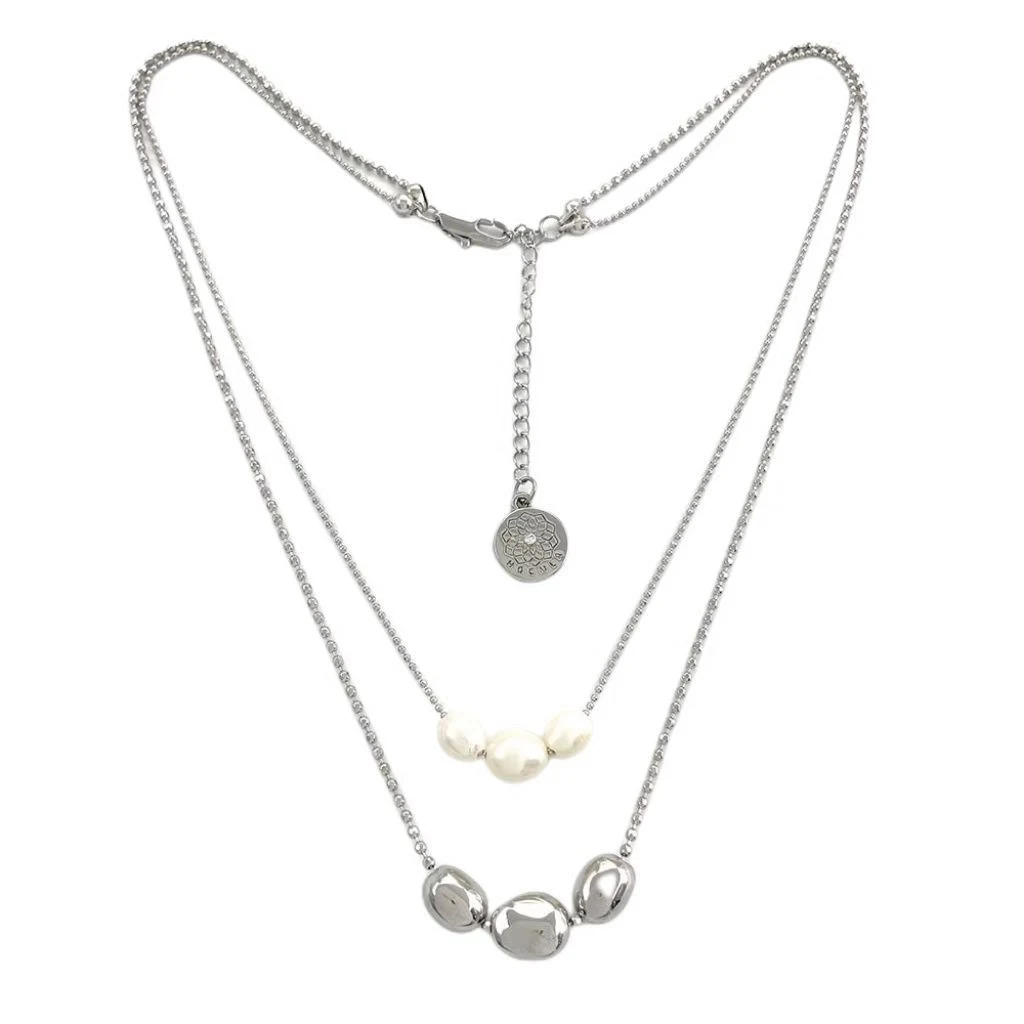 Colar feminino de pérolas naturais, refinado, elegante e versátil. Uma joia atemporal que adiciona sofisticação e beleza natural a qualquer visual. — foto 2