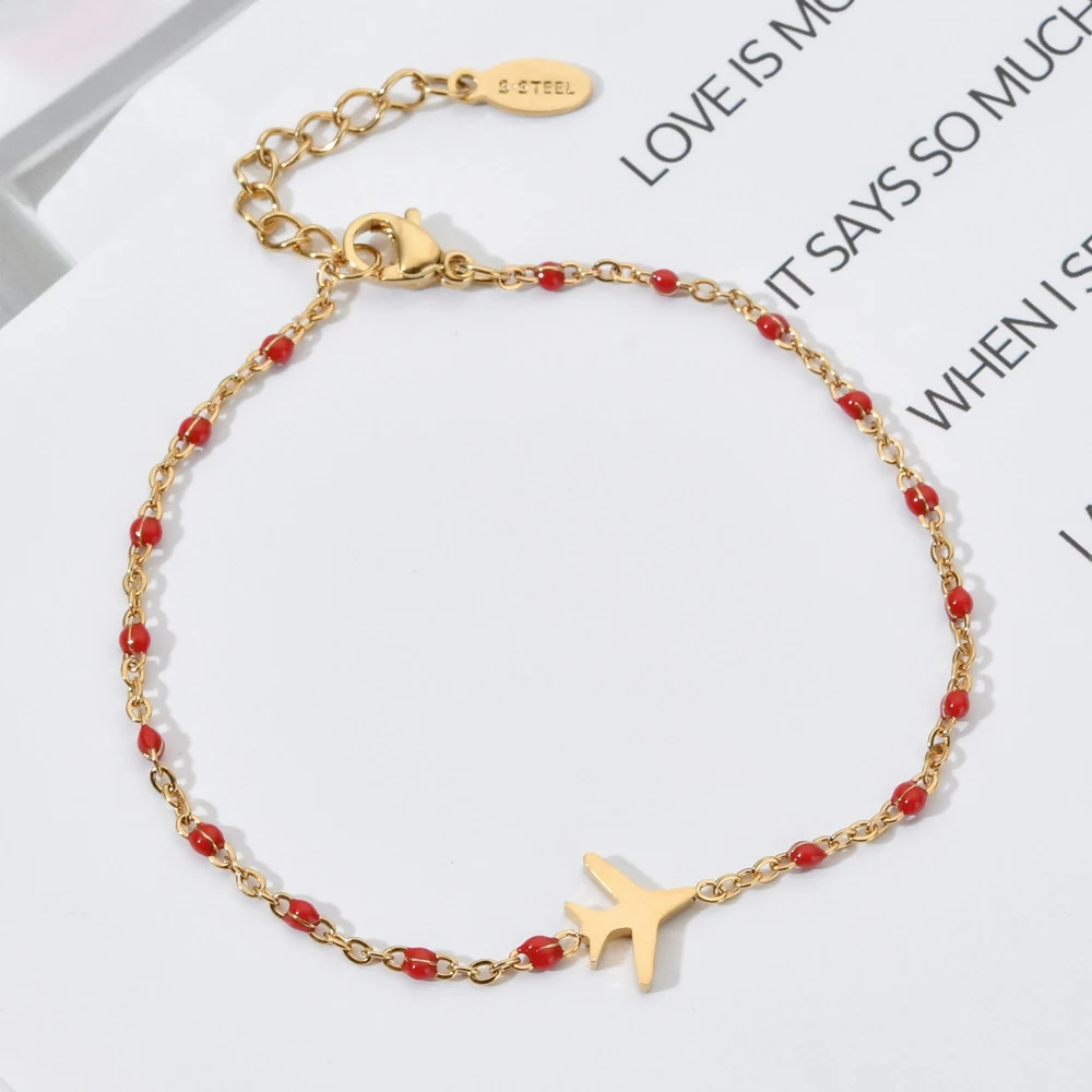 Pulseira modelo boêmio para mulheres. Acessório elegante e versátil, realça sua beleza natural em qualquer ocasião. — foto 5