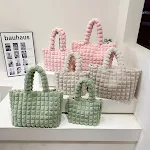 Bolsas de mão xadrez Moda Inverno Bolsa de pelúcia de alta capacidade Estilo coreano Design personalizado Bolsas de luxo — foto 3