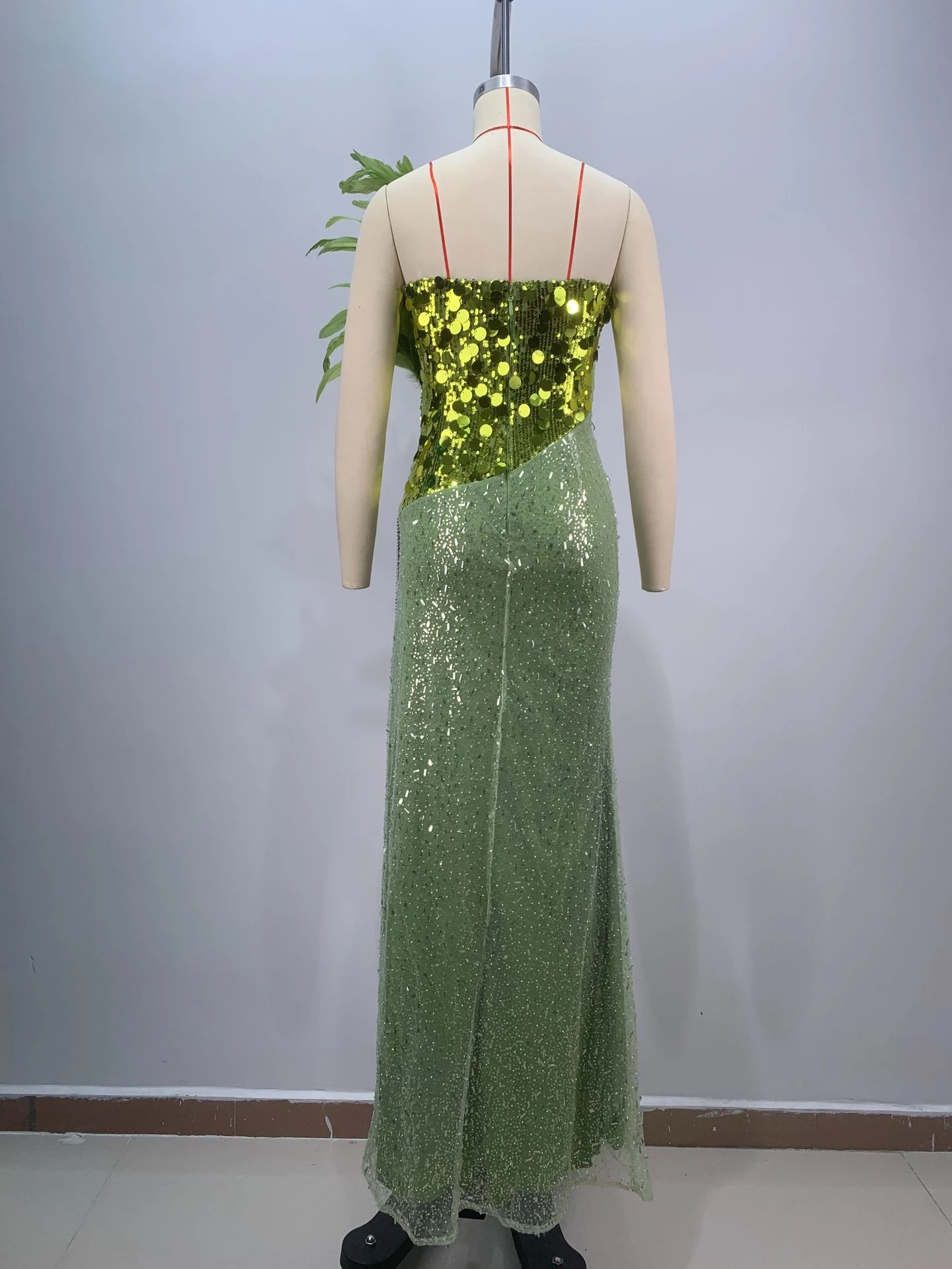 Title 5, Green Sequins Luxury Feather Sexy High Split Tu...