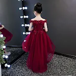 Saia de princesa para meninas, ideal para festas e brincadeiras. Design encantador, confortável e com um caimento espetacular. Faça cada dia mágico! — foto 2
