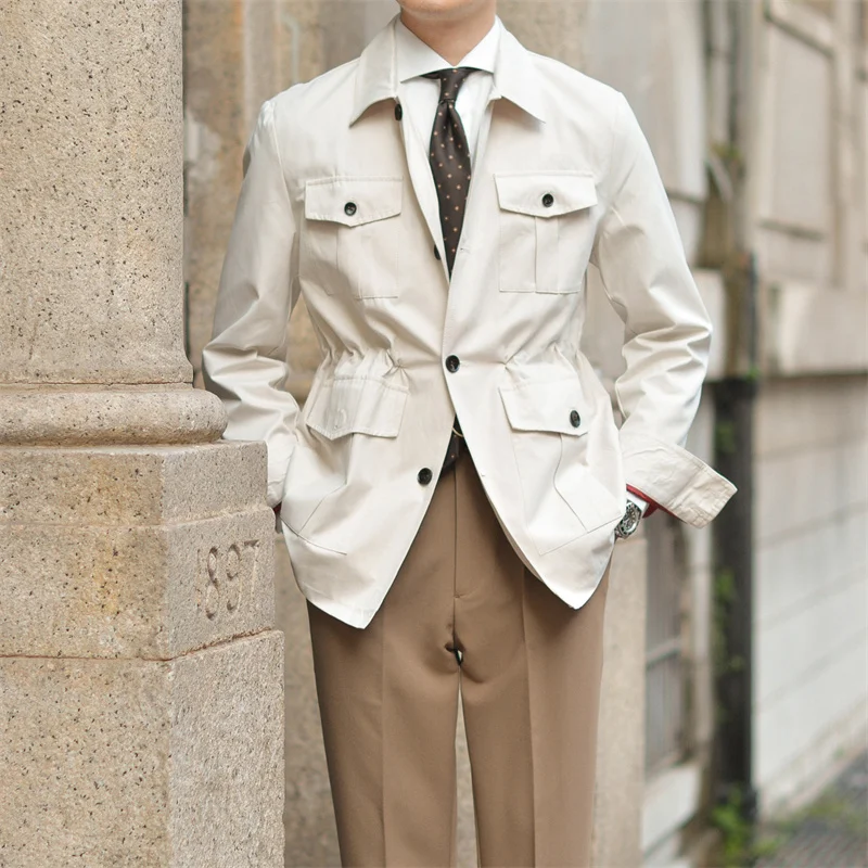 Vintage Lapel Hunting Jacket for Men. Classic design offering style and protection for outdoor adventures. Durable, comf — photo 1