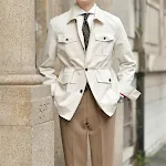 Vintage Lapel Hunting Jacket for Men. Classic design offering style and protection for outdoor adventures. Durable, comf — photo 1