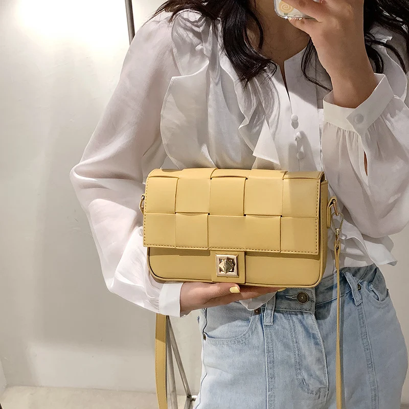 Bolsa tecida pequena, fragrância suave, moda simples, estilo ocidental casual, perfeita para uso diário e eventos informais. — foto 5