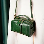 Bolsa Transversal para o Trabalho Versátil e Portátil Design Diferenciado Ideal para Levar o Essencial com Estilo e Conforto em Seus Deslocamentos Diários — foto 2