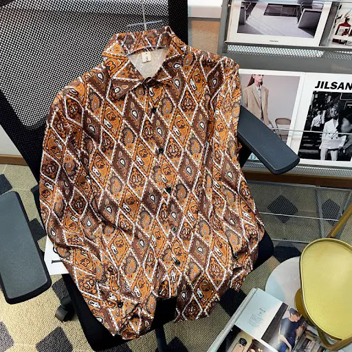 Title 6, Camisa coreana retrô estilo Hong Kong com diama...