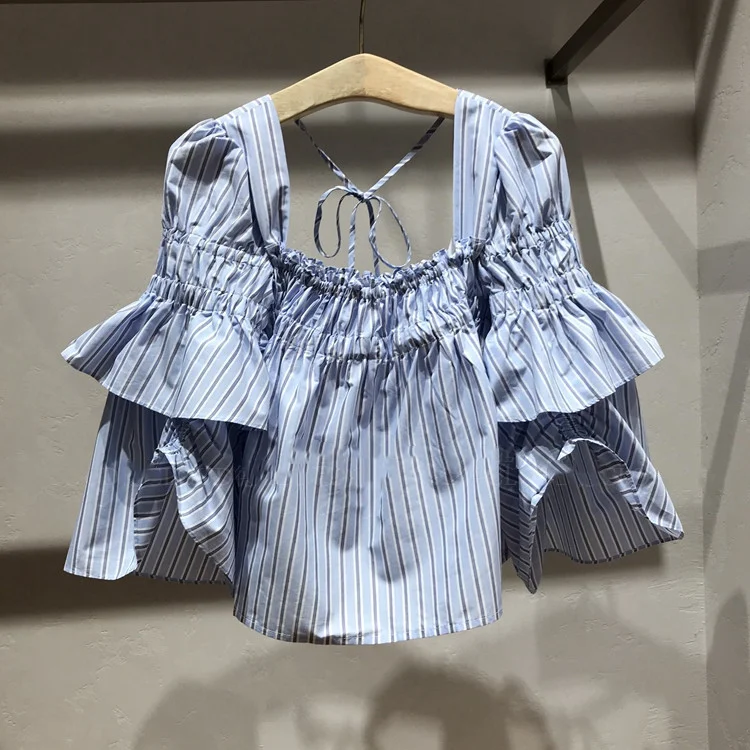 Camisa francesa com gola quadrada e mangas bufantes — foto 2