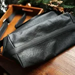 Bolsa Fitness de Couro de Vaca Travesseiro de Lazer Masculino Conforto e Estilo para Academia e Viagens Versátil e Durável Design Elegante — foto 4