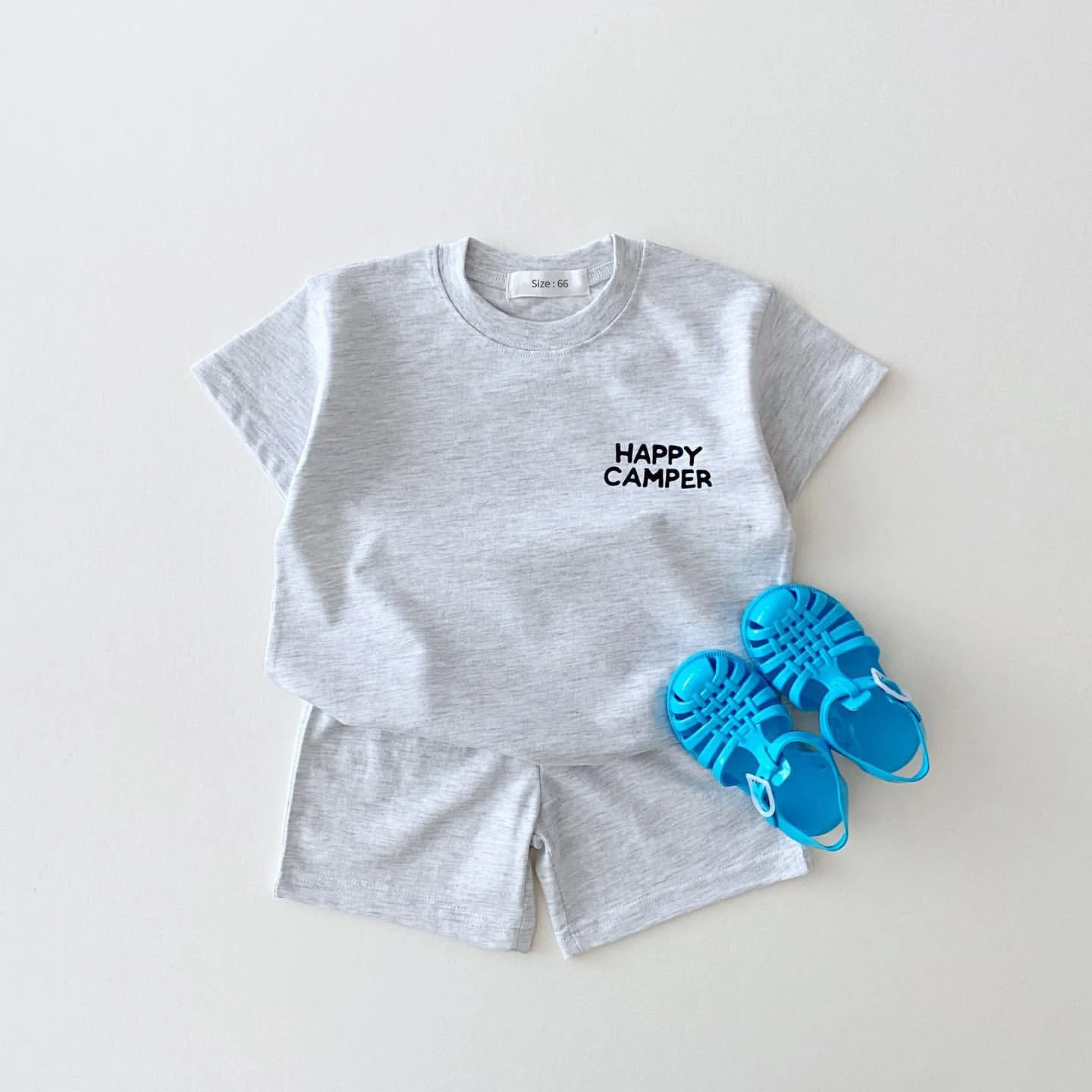 Conjunto infantil camiseta e shorts de algodão com cores de doces, ideal para o dia a dia, confortável e estiloso para crianças. — foto 11