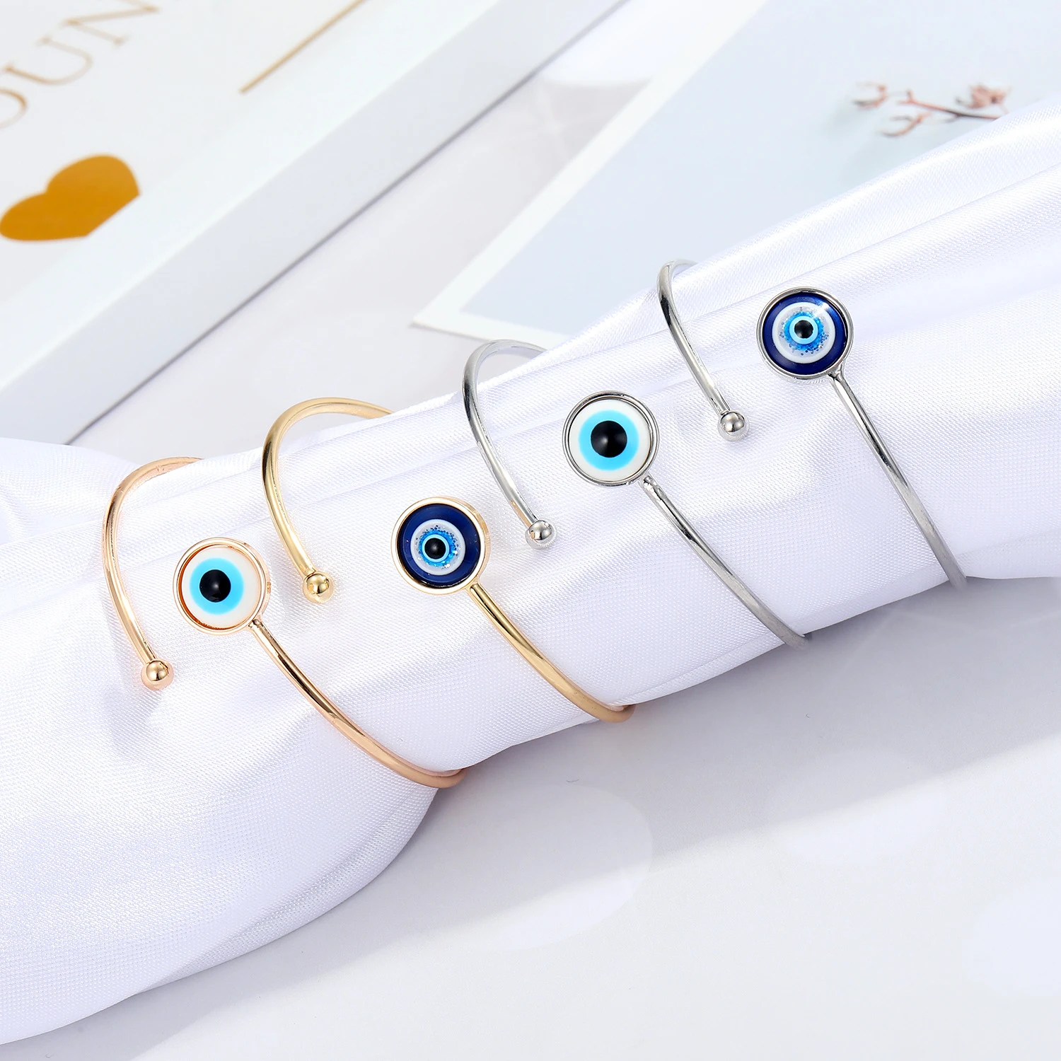Pulseira minimalista multicolorida de moda, estilo Ins, perfeita para adicionar um toque de charme e sofisticação ao seu visual diário. — foto 10