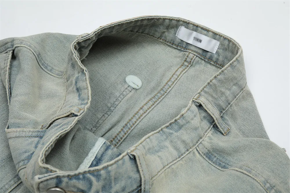 Stylish Multi-pocket Cargo Jeans Male, offering practical storage and a modern look, perfect for everyday wear and versa — photo 15
