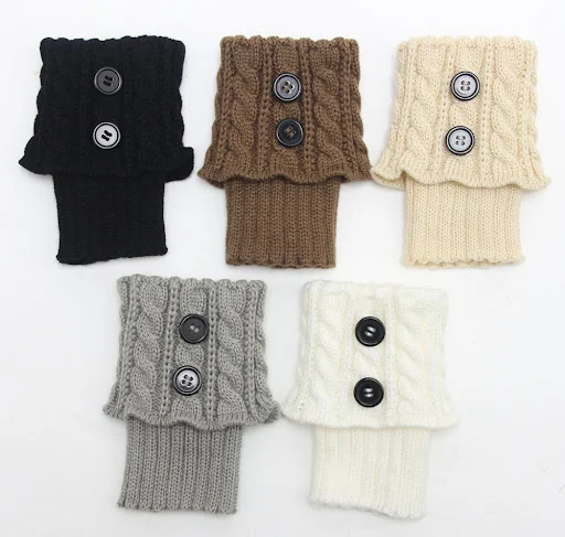 Title 3, Womens Knitted Wool Short Twist Flap Button An...